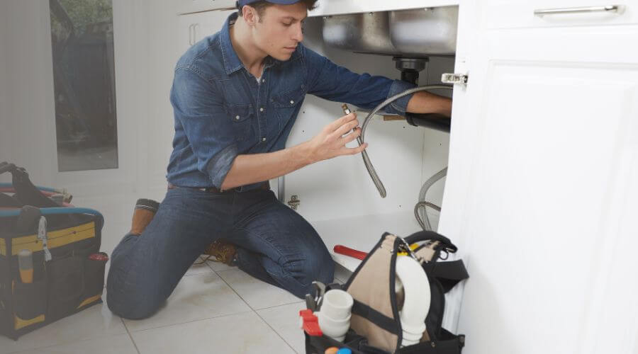 Professional sink repair in Pleasantville, OH
